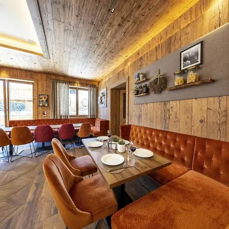 Chalet In Neukirchen Near Ski Lift * Neukirchen am Grossvenediger
